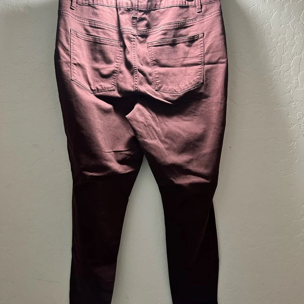 Maurice’s Maroon Skinny Pants - Picture 2 of 7